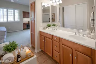 11000 N 77th Pl, Scottsdale, AZ 85260 - Photo 11