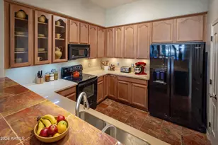 11000 N 77th Pl, Scottsdale, AZ 85260 - Photo 7