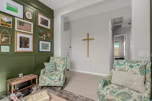 2235 E Saguaro Park Ln, Phoenix, AZ 85024 - Photo 27