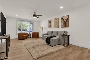 2452 E Manhatton Dr, Tempe, AZ 85282 - Photo 21