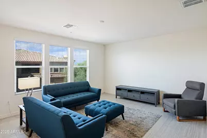 2425 W Bronco Butte Trail #2024, Phoenix, AZ 85085 - Photo 9