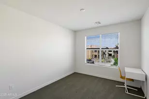 2425 W Bronco Butte Trl, Phoenix, AZ 85085 - Photo 15