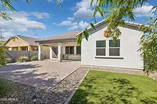 41301 W Sussex Dr, Maricopa, AZ 85138 - Photo 9