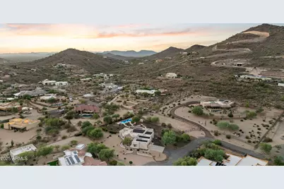 36518 N 29th Lane, Phoenix, AZ 85086 - Photo 83