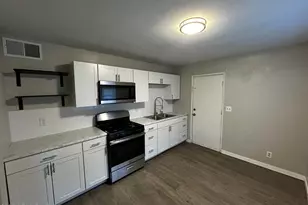 2811 N 17th Pl, Phoenix, AZ 85006 - Photo 3