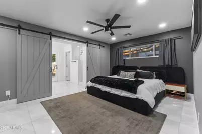 3938 E Cheery Lynn Road, Phoenix, AZ 85018 - Photo 9