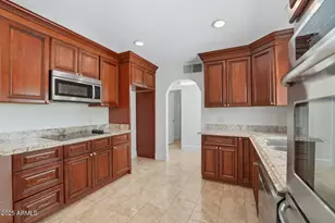 5601 E Sweetwater Ave, Scottsdale, AZ 85254 - Photo 15