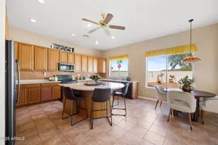 17607 W Eagle Dr, Goodyear, AZ 85338 - Photo 9