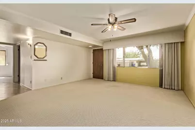 261 N Hunt Drive E, Mesa, AZ 85203 - Photo 7