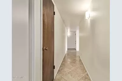 261 N Hunt Drive E, Mesa, AZ 85203 - Photo 17