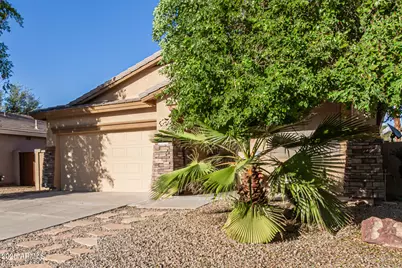 15276 W Edgemont Avenue, Goodyear, AZ 85395 - Photo 11
