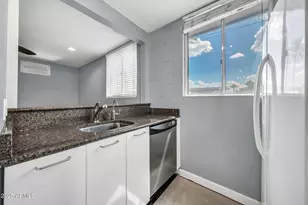 4206 N 38th St, Phoenix, AZ 85018 - Photo 17