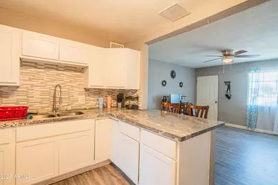 206 N 5th Street, Avondale, AZ 85323 - Photo 15