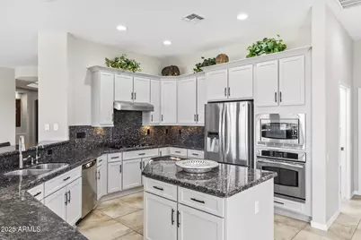 21916 N Pedregosa Court, Sun City West, AZ 85375 - Photo 9