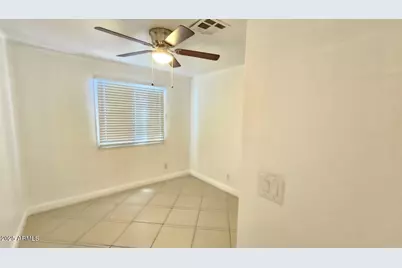 4724 N 61st Avenue, Phoenix, AZ 85033 - Photo 13