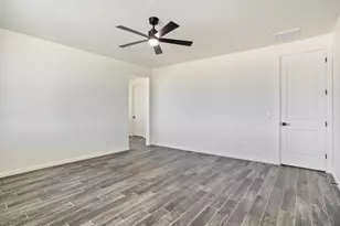 20111 W Saguaro Vista Dr, Wittmann, AZ 85361 - Photo 27