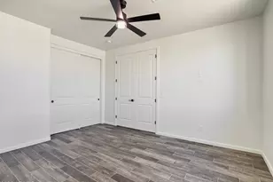 20111 W Saguaro Vista Dr, Wittmann, AZ 85361 - Photo 17