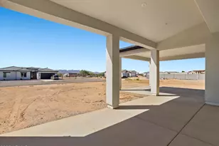 20111 W Saguaro Vista Dr, Wittmann, AZ 85361 - Photo 37