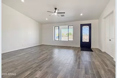 20111 W Saguaro Vista Drive, Wittmann, AZ 85361 - Photo 7