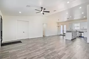 20111 W Saguaro Vista Dr, Wittmann, AZ 85361 - Photo 5