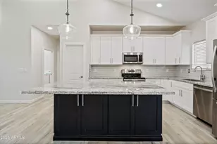 2010 Paseo Montana, Wickenburg, AZ 85390 - Photo 11