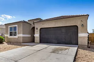 42024 W Quinto Dr, Maricopa, AZ 85138 - Photo 3