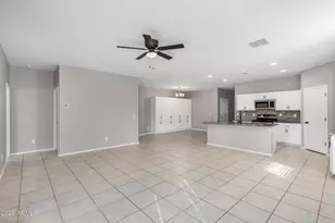 42024 W Quinto Dr, Maricopa, AZ 85138 - Photo 9