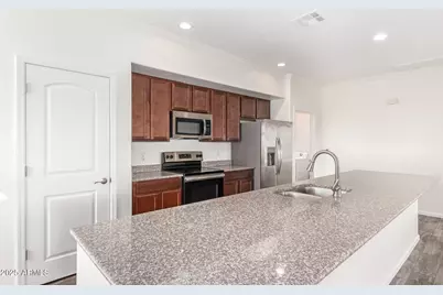 900 S Canal Drive #238, Chandler, AZ 85225 - Photo 5