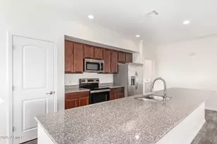 900 S Canal Dr, Chandler, AZ 85225 - Photo 5