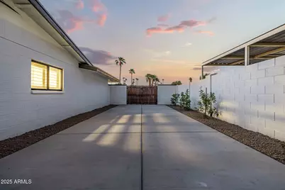 6729 E Dreyfus Avenue, Scottsdale, AZ 85254 - Photo 53