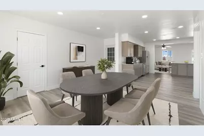 2437 W Village Drive, Phoenix, AZ 85023 - Photo 11