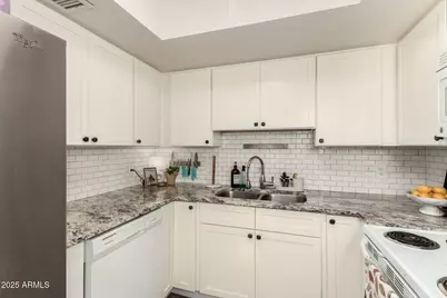 1066 E Pueblo Road, Phoenix, AZ 85020 - Photo 11