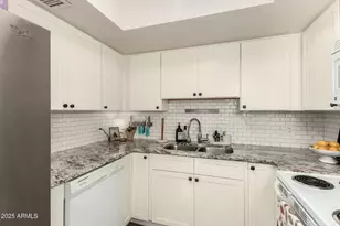 1066 E Pueblo Rd, Phoenix, AZ 85020 - Photo 11