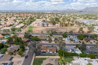 9205 E Laurel Lane, Scottsdale, AZ 85260 - Photo 7