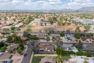 9205 E Laurel Ln, Scottsdale, AZ 85260 - Photo 7