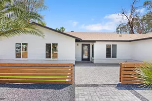 9205 E Laurel Ln, Scottsdale, AZ 85260 - Photo 11