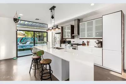 2311 N 29th Place, Phoenix, AZ 85008 - Photo 11