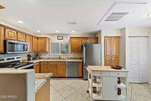 15252 N 100th St, Scottsdale, AZ 85260 - Photo 9