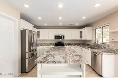 1659 E Magnum Road, Queen Creek, AZ 85140 - Photo 9