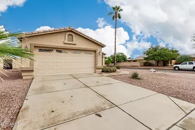 8810 W Loma Lane, Peoria, AZ 85345 - Photo 3