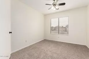 8810 W Loma Ln, Peoria, AZ 85345 - Photo 15