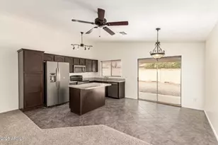 8810 W Loma Ln, Peoria, AZ 85345 - Photo 9