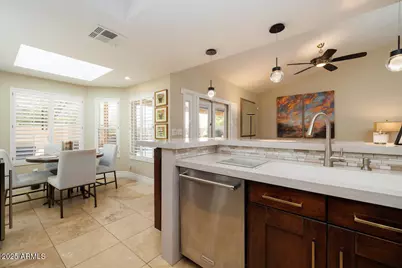 10573 E Bella Vista Drive, Scottsdale, AZ 85258 - Photo 9