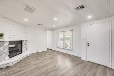 1628 E Villa Rita Drive, Phoenix, AZ 85022 - Photo 7