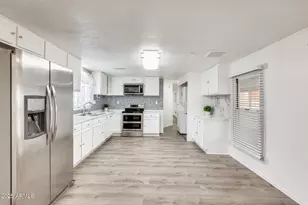 1628 E Villa Rita Dr, Phoenix, AZ 85022 - Photo 9