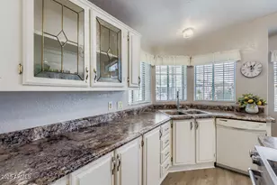 2233 E Behrend Dr, Phoenix, AZ 85024 - Photo 17