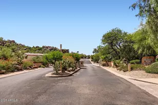 2233 E Behrend Dr, Phoenix, AZ 85024 - Photo 29