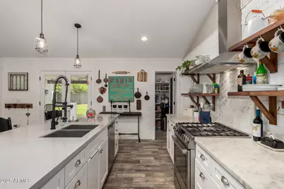 3439 N 45th Place, Phoenix, AZ 85018 - Photo 21