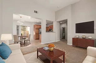 3969 E Cat Balue Dr, Phoenix, AZ 85050 - Photo 1