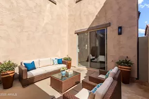 3969 E Cat Balue Dr, Phoenix, AZ 85050 - Photo 7